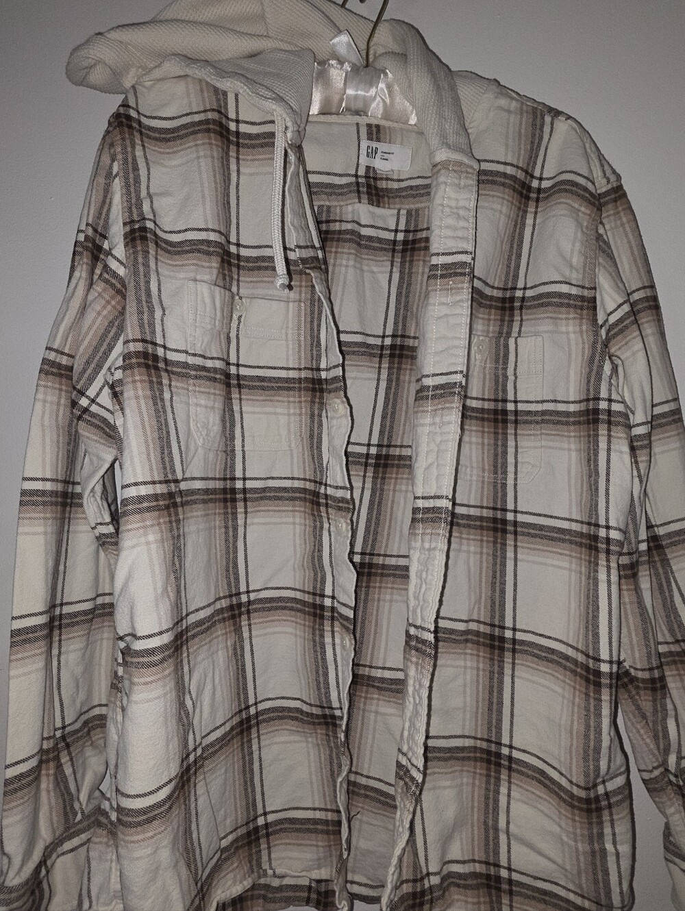 GAP Plaid Hooded Jean Shacket in Cream and Brownl Large